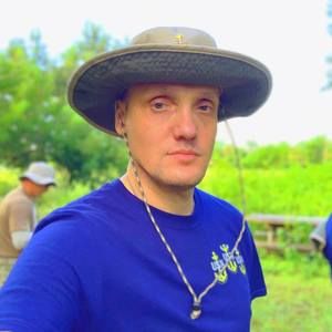 Meet your Posher, Luciano